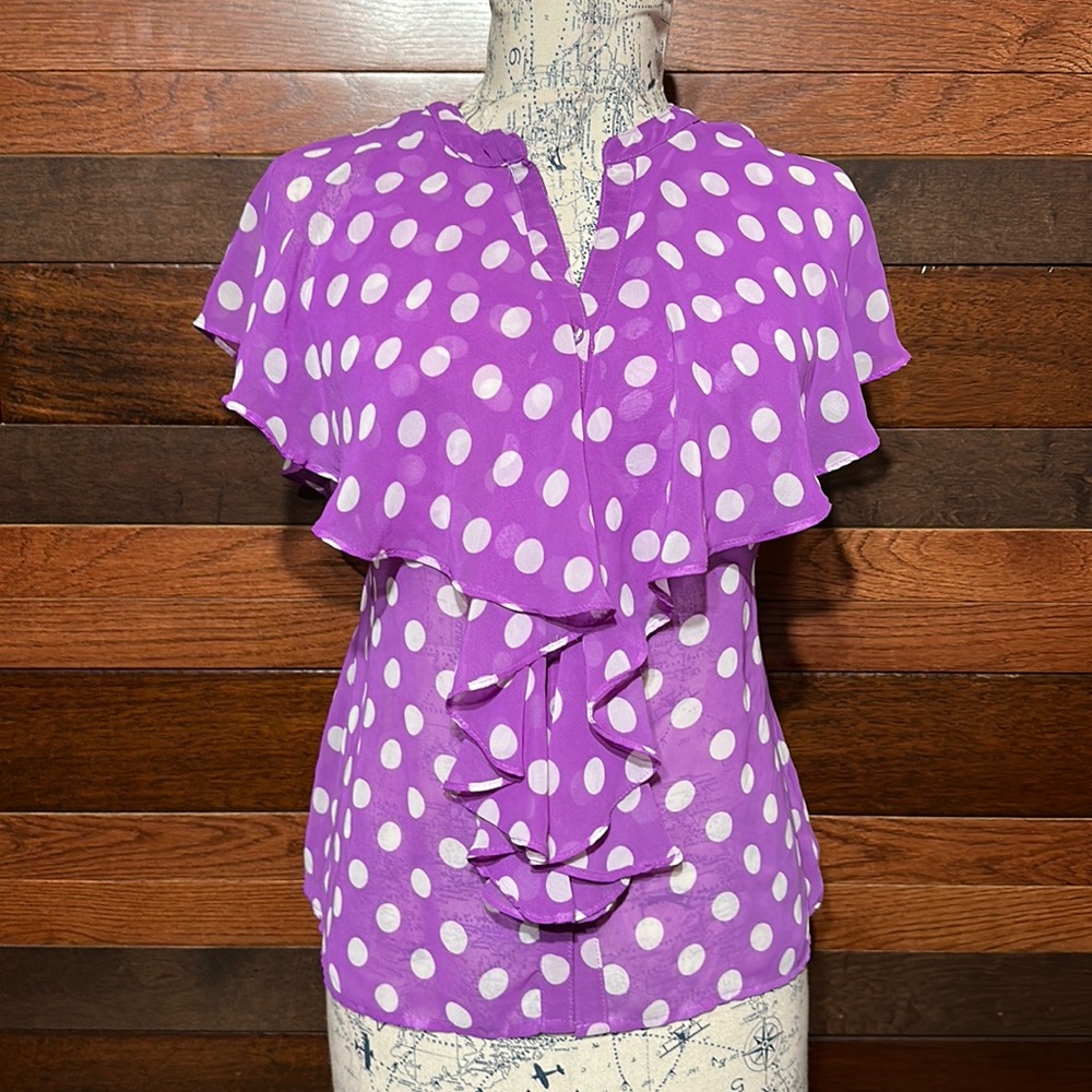Forever 21 V Neck Cap Sleeve Purple Polka Dot Ruffled Tie Back Blouse